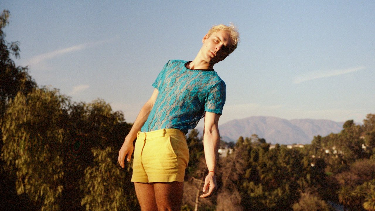 David Franklin Courtright Enlists Julianna Barwick for Debut Single “Feels”