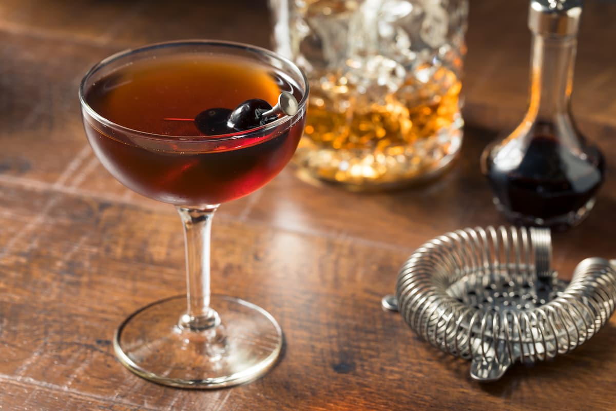 Everything to Know About Oil Washing Spirits and Cocktails
