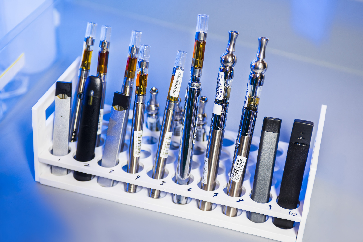 FDA Fails to Meet Deadline to Decide on PMTA Applications for Vapes