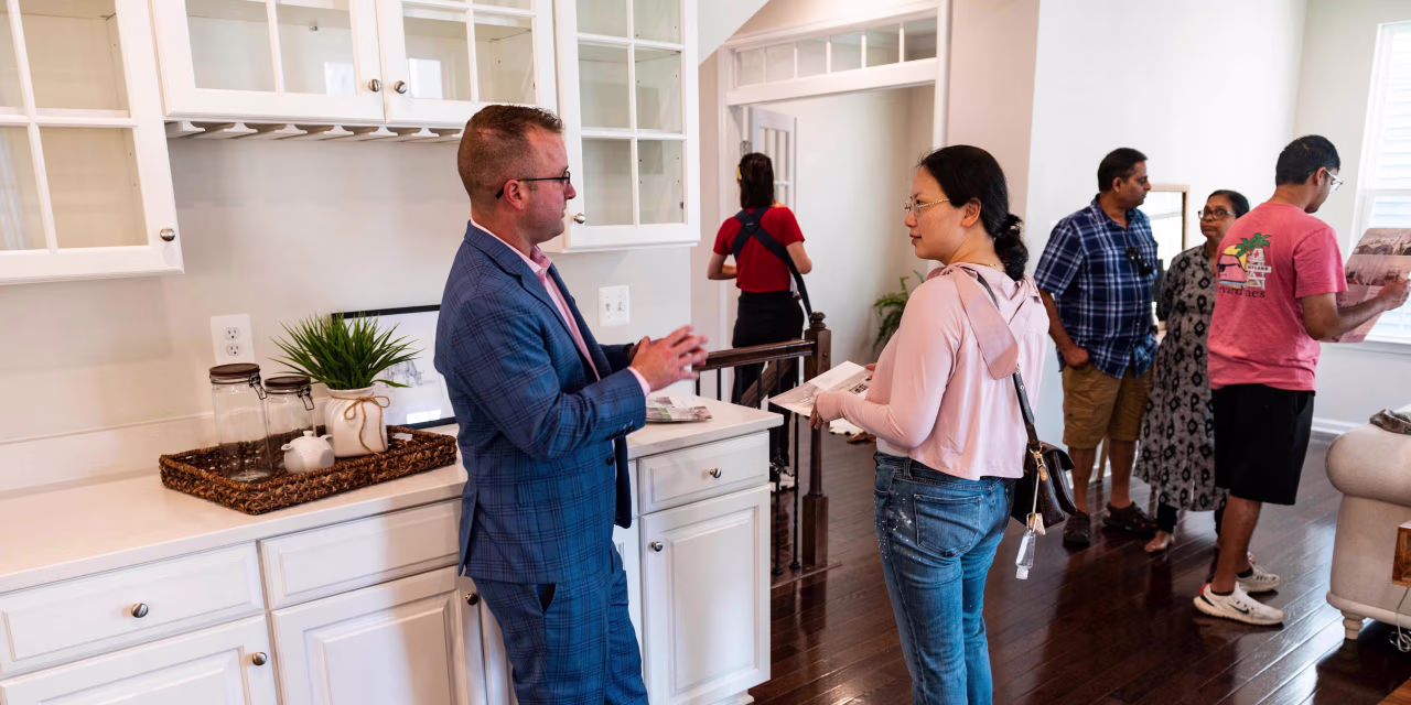 Real-Estate Commissions Could Be the Next Fee on the Chopping Block