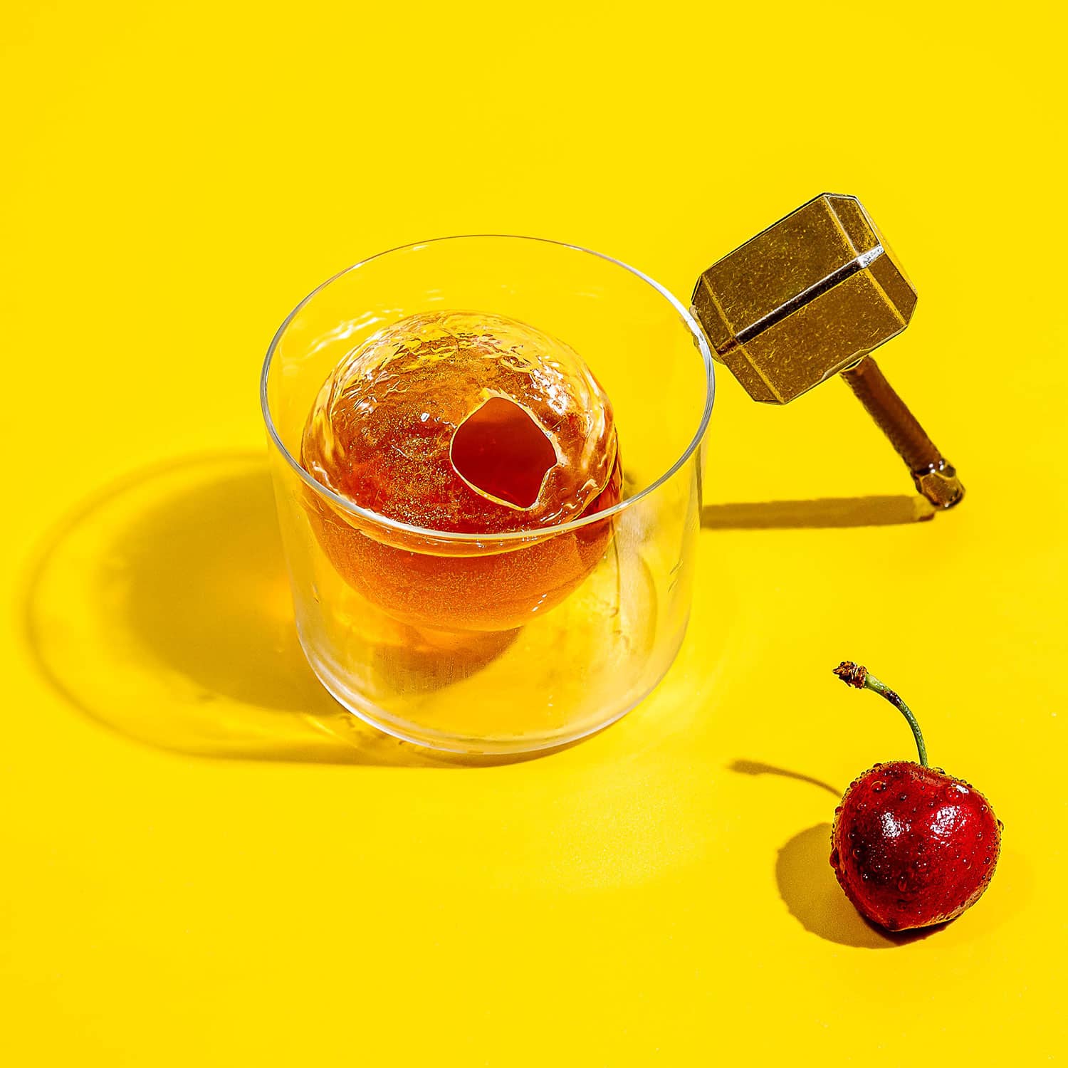 How to Make an Ice Sphere for Cocktails
