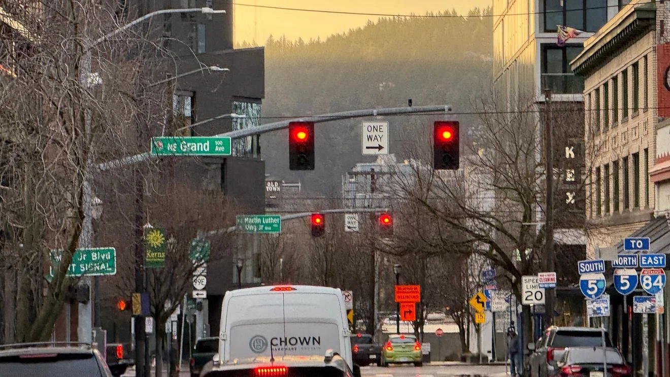 Speeding in Portland? Some of the city's traffic lights are designed to stop you