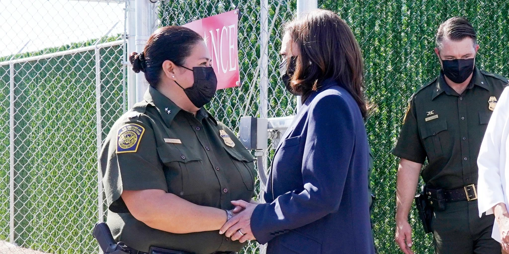 Opinion | Kamala Harris shouldn’t ignore immigration. She should run on it.
