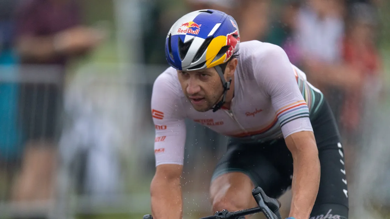 A Murder Roils the Cycling World