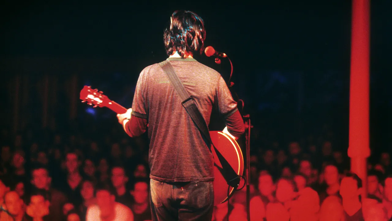 The Lingering Beauty of Elliott Smith
