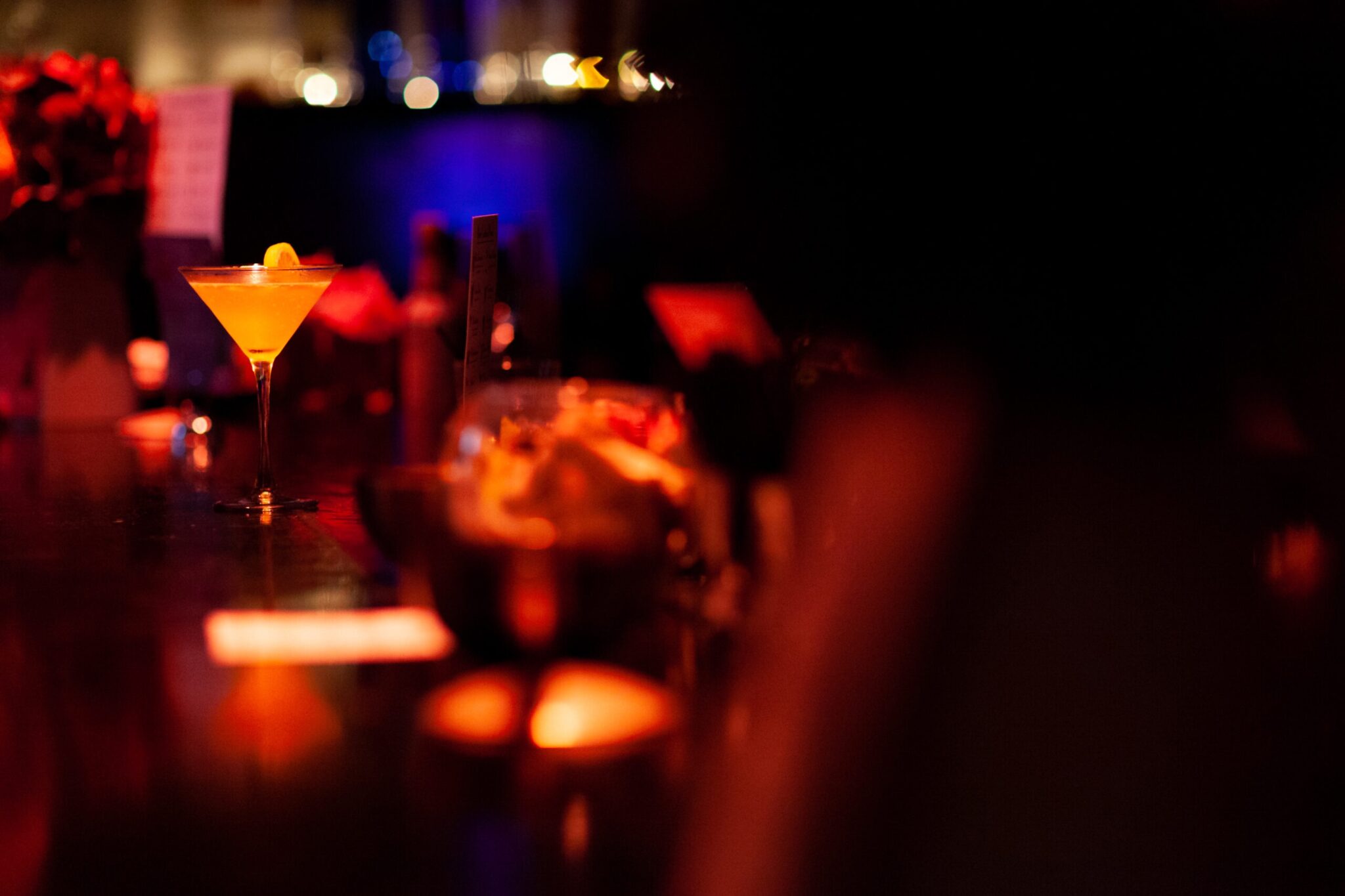 From social districts to bathroom beers, new laws affect New Hampshire’s hospitality industry • New Hampshire Bulletin