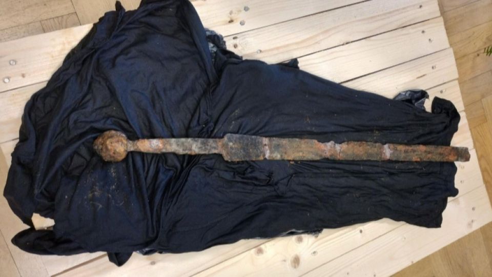 Warsaw fisherman discovers medieval sword