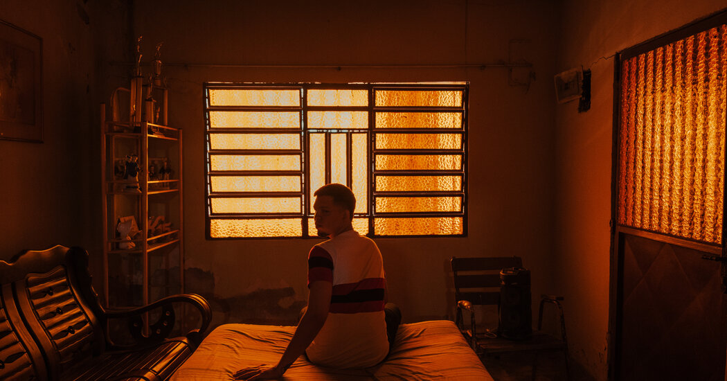 Inside Trump’s Deportation of Venezuelans: Four Months in a Salvadoran Prison