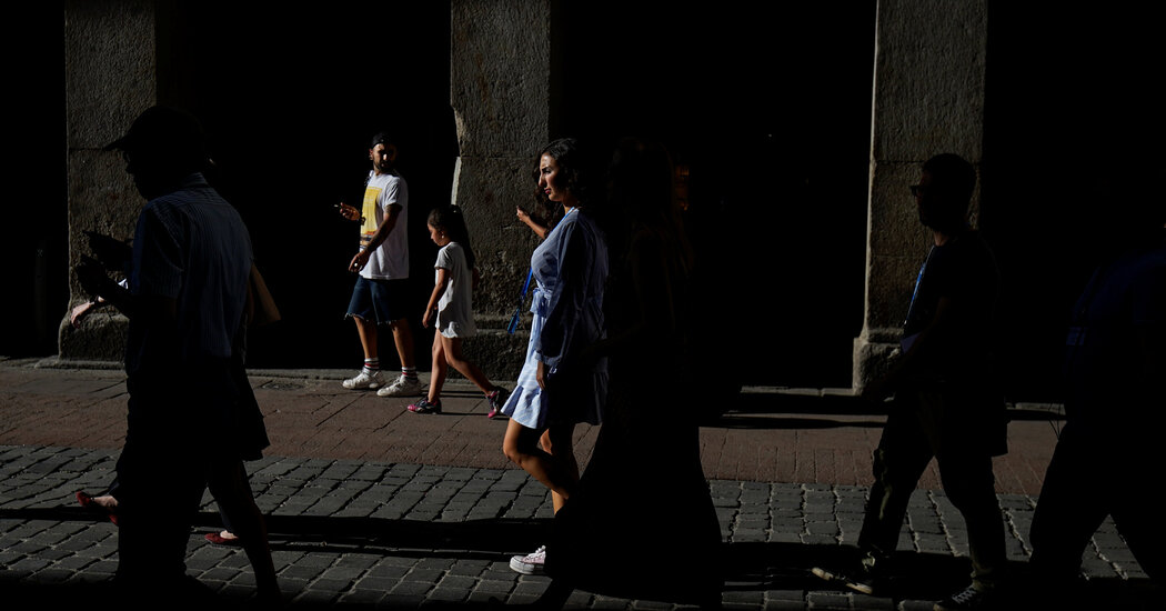 Opinion | I’m the Prime Minister of Spain. This Is Why the West Needs Migrants.