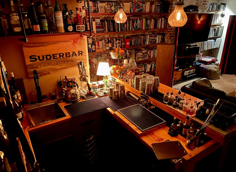 A Holiday Gift Guide For Home Bartenders