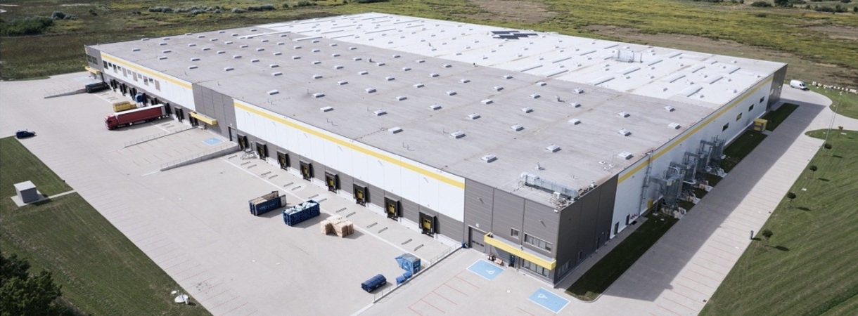 ICE’s Warehouse Purchases Herald New Model for Immigration Detention - American Immigration Council