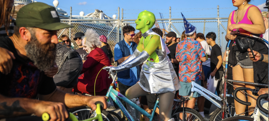 Mutant bikes, jousting and giddy mayhem: Scenes from Saturday's Bike Kill - Brooklyn Magazine