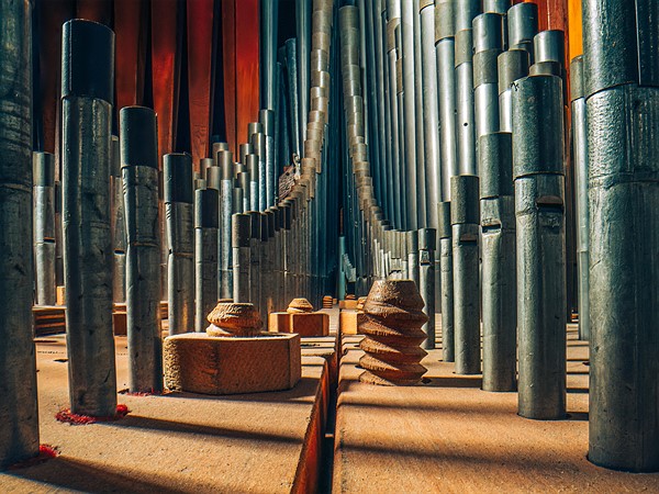 Probe lenses and focus stacking: the secrets to incredible photos taken inside instruments