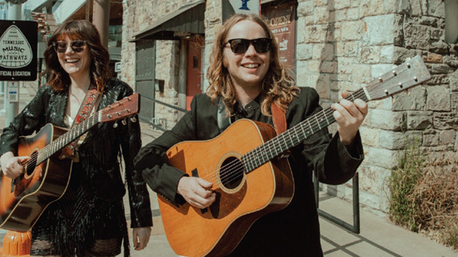 Hear Billy Strings & Molly Tuttle Honor Nanci Griffith With Gorgeous ‘Listen To The Radio’ Cover