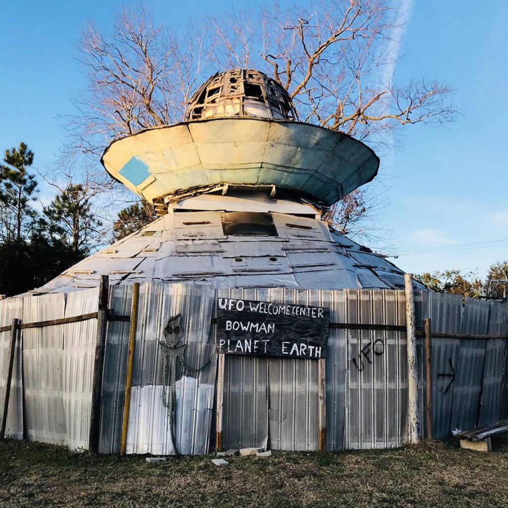 The End of Roadside Attractions - The Paris Review